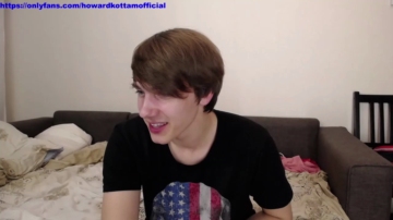 Howardkottam  05-09-2021 video outfits